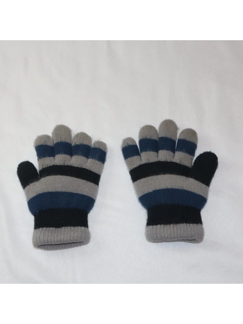 Boys Striped Knit Gloves Size Small Gray Blue Black